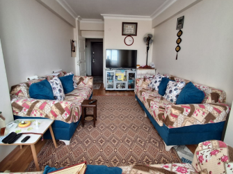 Bağcılar'da 4,Kat Cadde Üstü 3+1 Kat Mülkiyetli 110 m2 Ön Cephe