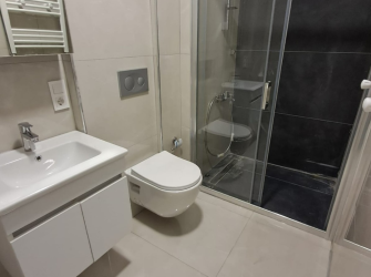 Güngören'de Tramvaya Yakın 2+1 A.Mutfaklı 60 m2 Bahçe Katı