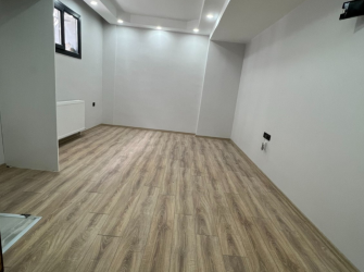 Güngören Haznedar'da 1+1 Açık Mutfaklı 50 m2 Bahçe Katı 