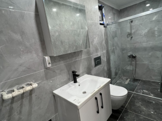 Güngören Haznedar'da 1+1 Açık Mutfaklı 50 m2 Bahçe Katı 