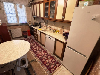 Bahçelievler Soğanlı Meydan'da 2005 Yapımı 1. Kat 3+1 Asansörlü