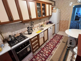 Bahçelievler Soğanlı Meydan'da 2005 Yapımı 1. Kat 3+1 Asansörlü