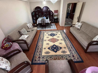 Bahçelievler Soğanlı Meydan'da 2005 Yapımı 1. Kat 3+1 Asansörlü