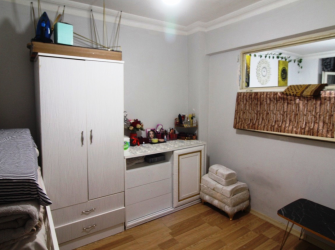 Bahçelievler Cumhuriyet'te 2+1 A.Mutfaklı Arsa Tapulu 70 m2 Bahçe Katı