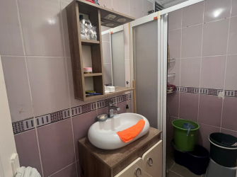 Güngören'de Tramvaya Yakın 2+1 Bahçeli 70 m2 Bahçe Katı Daire