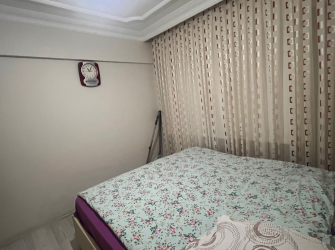 Güngören'de Tramvaya Yakın 2+1 Bahçeli 70 m2 Bahçe Katı Daire