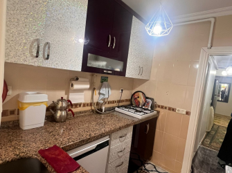 Güngören'de Tramvaya Yakın 2+1 Bahçeli 70 m2 Bahçe Katı Daire