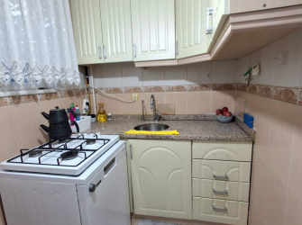 Güngören Camlıkahve 3+1 İskanlı 100 m2 Bahçe Katı 19 Yıllık Bina