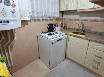 Güngören Camlıkahve 3+1 İskanlı 100 m2 Bahçe Katı 19 Yıllık Bina