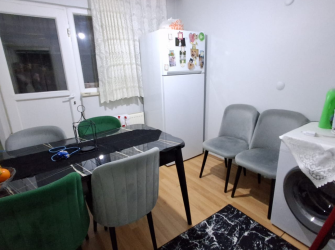 Güngören Camlıkahve 3+1 İskanlı 100 m2 Bahçe Katı 19 Yıllık Bina