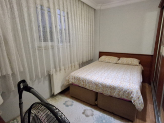 Güngören Camlıkahve 3+1 İskanlı 100 m2 Bahçe Katı 19 Yıllık Bina