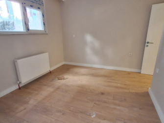 Bahçelievler Cumhuriyet Mh 2+1 Bahçeli 80 m2 Sıfır Bahçe Katı