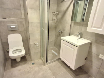 Bahçelievler Cumhuriyet Mh 2+1 Bahçeli 80 m2 Sıfır Bahçe Katı