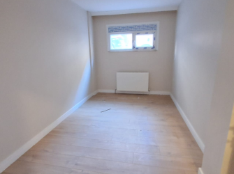 Bahçelievler Cumhuriyet Mh 2+1 Bahçeli 80 m2 Sıfır Bahçe Katı