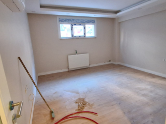 Bahçelievler Cumhuriyet Mh 2+1 Bahçeli 80 m2 Sıfır Bahçe Katı