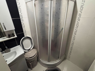 Bahçelievler'de Metroya Yakın 11 Yıllık Sitede 2+1 Satılık Daire