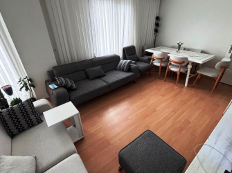 Bahçelievler'de Metroya Yakın 11 Yıllık Sitede 2+1 Satılık Daire