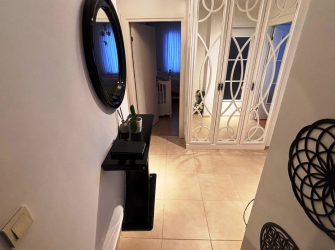 Bahçelievler'de Metroya Yakın 11 Yıllık Sitede 2+1 Satılık Daire