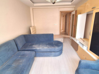 Güngören'de Tramvaya Yakın 2+1 Asansörlü 3,Kat  9 Yıllık Bina 